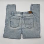 American Eagle  AE Mom STRIGID Jean High Rise Women’s Sz 4 Short (Light Wash) Photo 1