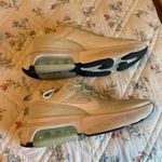 Nike  Air Max Verona Women’s Photo 0