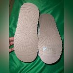 UGG New Fluffy Sandals in Cream and Tan size 8 Photo 11