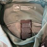 The North Face NWT Dune Sky 9" Tight in Dark Heather Green, Size Small Photo 4