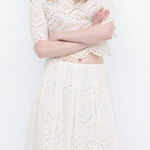 ZARA ✨HP✨ - CROPPED EMBROIDERED LASER-CUT TOP✨ Photo 0