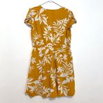 Old Navy Waist Defined V-Neck Dress Mustard Yellow White Floral Cap Sleeve Knee Photo 10