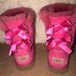 UGG Pink Bow s Photo 1