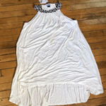 Jordan Taylor  White Nightgown with Black Accents Photo 0