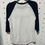 Nike NWT  White Sox Long Sleeve Size Medium (Damaged) Photo 4