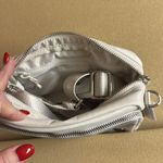 Lululemon  every where crossbody bag Photo 4