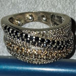 Elegant Paved Multi Photo 0