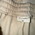 Comfort Sweats
Size 3XL Photo 4