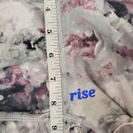 Lululemon If You're Lucky crop black and floral prints size 8 leggings Photo 10