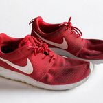 Nike Red White Roshe Running Athletic Shoes Men Size 8.5 Photo 0