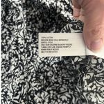 Universal Threads Universal Thread Floral Ruffle Blouse Black White Small Short‎ Sleeve Boho Top Photo 9