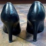 Women’s Black Leather Embroidered Pump Heels 7.5 Photo 6
