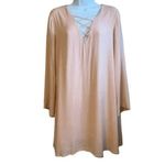 ASTR  THE LABEL Gorgeous Pale Pink L/S Shift Style  Dress NWT $68‎ Small Photo 1