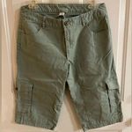 prAna Vintage Midi Length Women’s Green Khaki Pants Photo 0