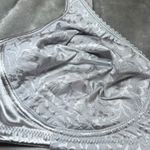 Playtex 18 Hour Ultimate Lift & Support Bra 40B Silver Jacquard Full Coverage Photo 9