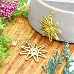 Wire Design Sun Earrings Gold Photo 4