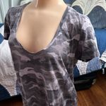 PINK - Victoria's Secret PINK Victoria’s Secret Gray Camo Deep V-neck Tee, Lg Photo 1