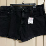 ASOS black relaxed jean short Photo 0