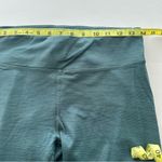 Outdoor Voices  Green Lined Athletic Leggings Medium Photo 4