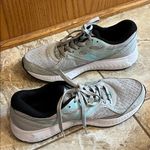 Saucony  Cohesion 13 Sneaker Athletic Shoes in Light Gray and Mint - Size 9 Photo 1