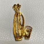 None Vintage Black Gold Tone Golf Bag Pin Photo 3