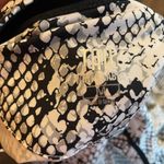 Tail 1/4 Zip Black Gray White Snake Skin Pattern Photo 2