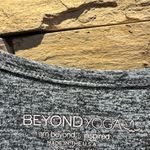 Beyond Yoga  gray tank top L Photo 2