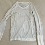 Lululemon Swiftly Tech Long Sleeve 2.0 Photo 0