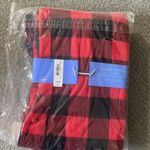 NWT 2 piece set black red Buffalo plaid fleece pants fuzzy socks Size L Photo 3