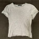 Brandy Melville Crop T-shirt Photo 0