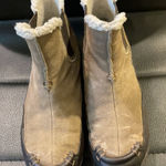 Lands' End Women’s  Cold Weather Shearling Boot Photo 0