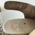 Dansko Women's Danae Slingback Block Heel Sandal Oyster Milled Nubuck Leather Size 41 Photo 10