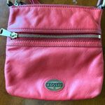Fossil  Coral Orange 100% Cow Hide Leather Square Crossbody Zipper Top Purse Bag Photo 2