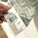 Bench  ZAGGLE HOODED SWEATER JACKET SIZE SMALL Photo 8