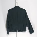 Albert Nipon wool jacket
Fully zip up mock neck
10 Black Size 12 Photo 6