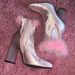 Dolls Kill  x Sugar Thrillz Luv Me or Hate Me Pink Fur Bootie Size 6 Photo 5