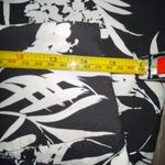 S.C. & Co black and white skort size medium. Photo 7