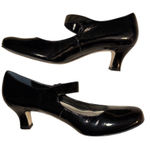 Array Women's Black Mary Jane Block Heel Pumps Size 8.5N Photo 0