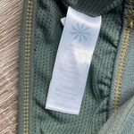 Athleta Full Focus Olive Army Green Sports Bra XS - Extra Small Photo 4