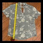 Gimmicks by BKE Gimmicks Oriental Style green embroidery shortsleeved blouse -Size XS Photo 8