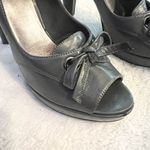 Nine West Gray Faux Leather Bow Tie Peep Toe Platform High Heel Pumps Size 9 Photo 2
