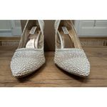 Badgley Mischka Weslee III Princess Pump Sz 9.5 NWOB Pearl Embellishments Bride Photo 7