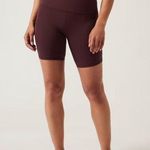 Athleta XS Salutation Stash High Rise 7" Short XS Spiced Cabernet Photo 0
