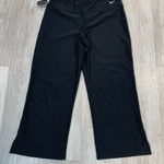 Nike  crop flare leggings. Size Medium Photo 0