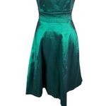 Modcloth ‎ Emerald Green Fit And Flare Party Dress Sleeveless Back Zipper Size 2 Photo 3