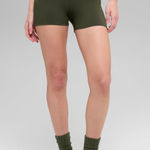Alo Yoga  Soft Sculpt Shorts Photo 1