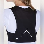 Lululemon  Enlite Hydraffinity Vest size small Photo 7