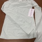 Athleta Women’s XXS long sleeve light green seamless momentum top Photo 1