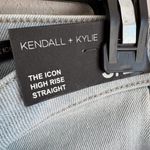 Kendall + Kylie NWT  The Icon High Rise Straight Light Wash Blue Jeans Womens 27 Photo 4