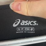 ASICS running long sleeve athletic top with shimmering geo print size S Photo 9